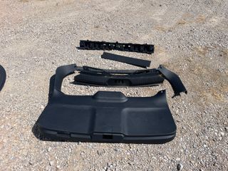 Vehicle Parts Image #2